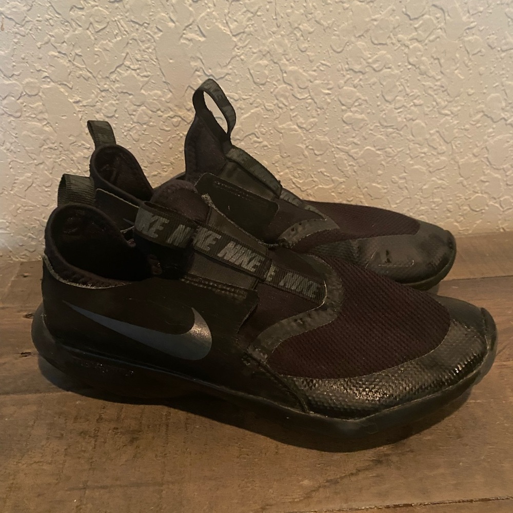 Boys Nike